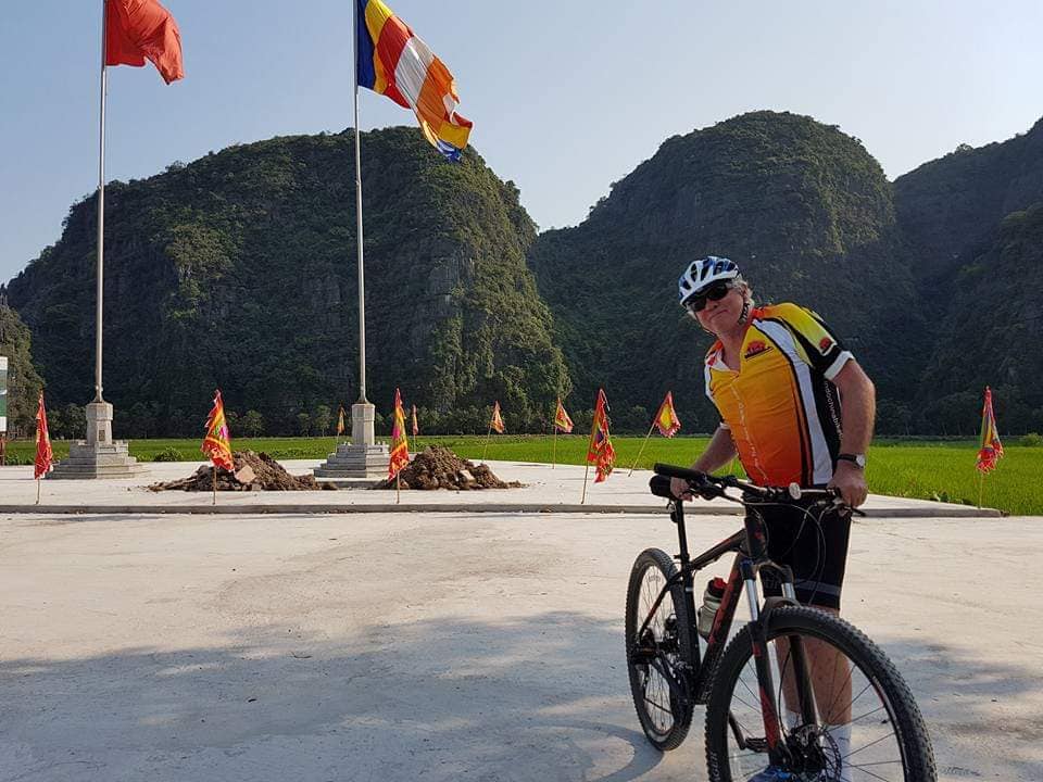 17 Days-Vietnam Cycling To Laos And Thailand