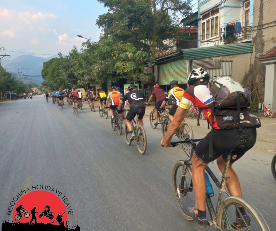 Saigon Cycling To Hanoi Via Centra Highlands - 14 Days